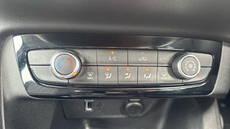 Vauxhall Corsa 1.2 SE 5dr Petrol Hatchback